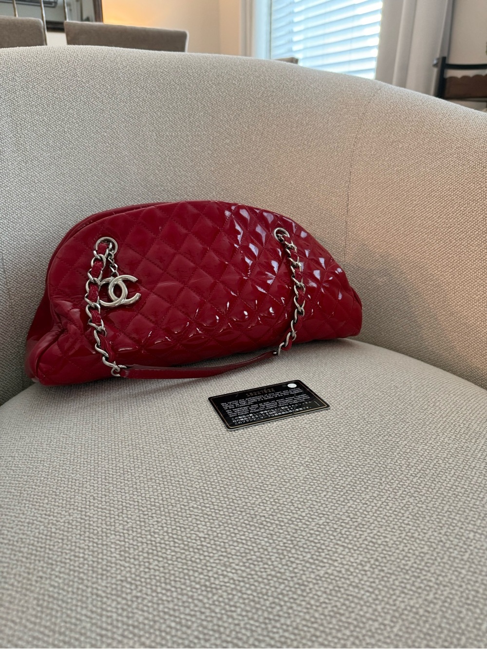 Chanel Just Mademoiselle Bowling Bag in red patent leather - very good condition